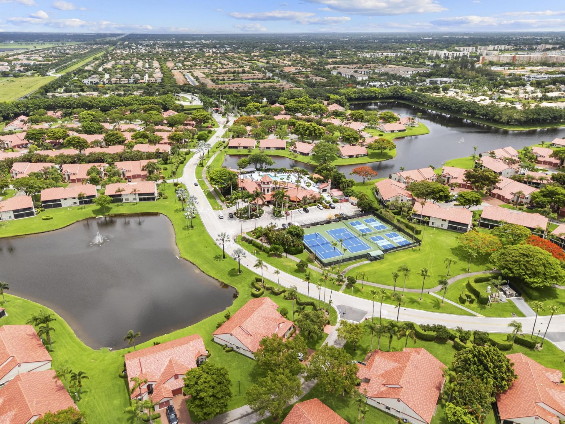 7792 Lexington Club Boulevard, Unit B, Delray Beach, FL 33446 Photo