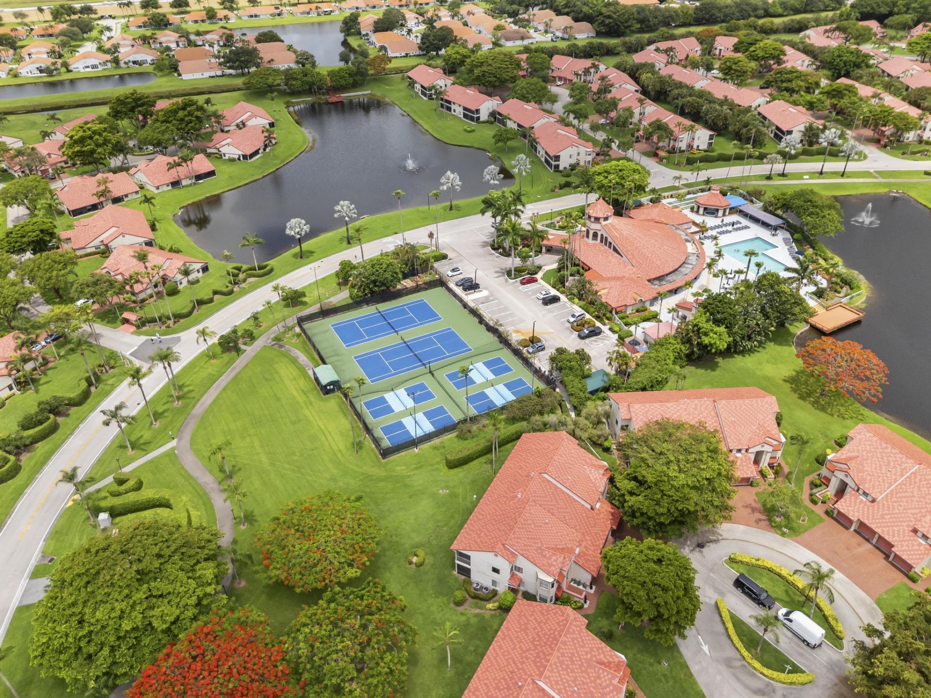 7792 Lexington Club Boulevard, Unit B, Delray Beach, FL 33446 Photo