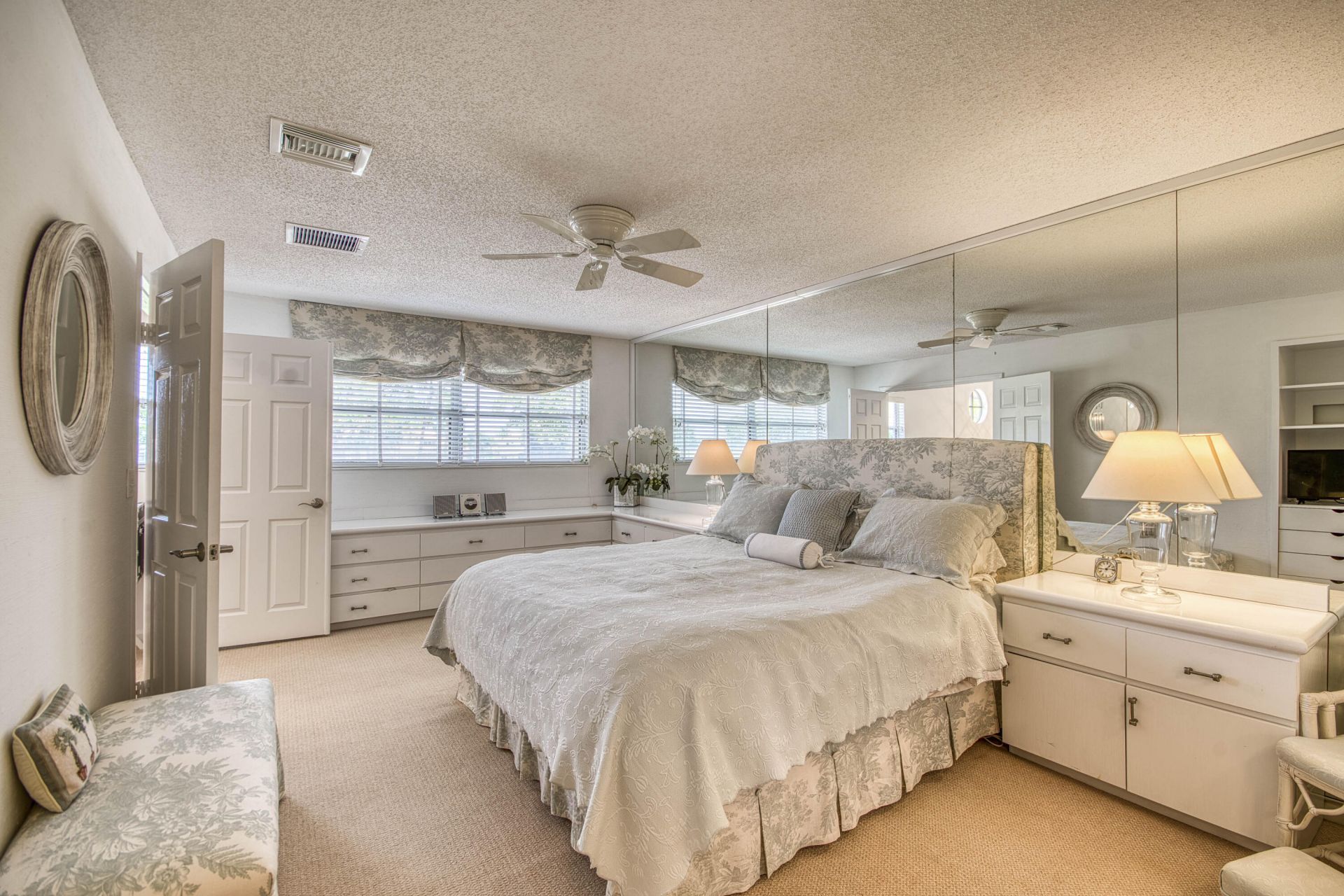 525 Prestwick Circle, Palm Beach Gardens, FL 33418 Photo