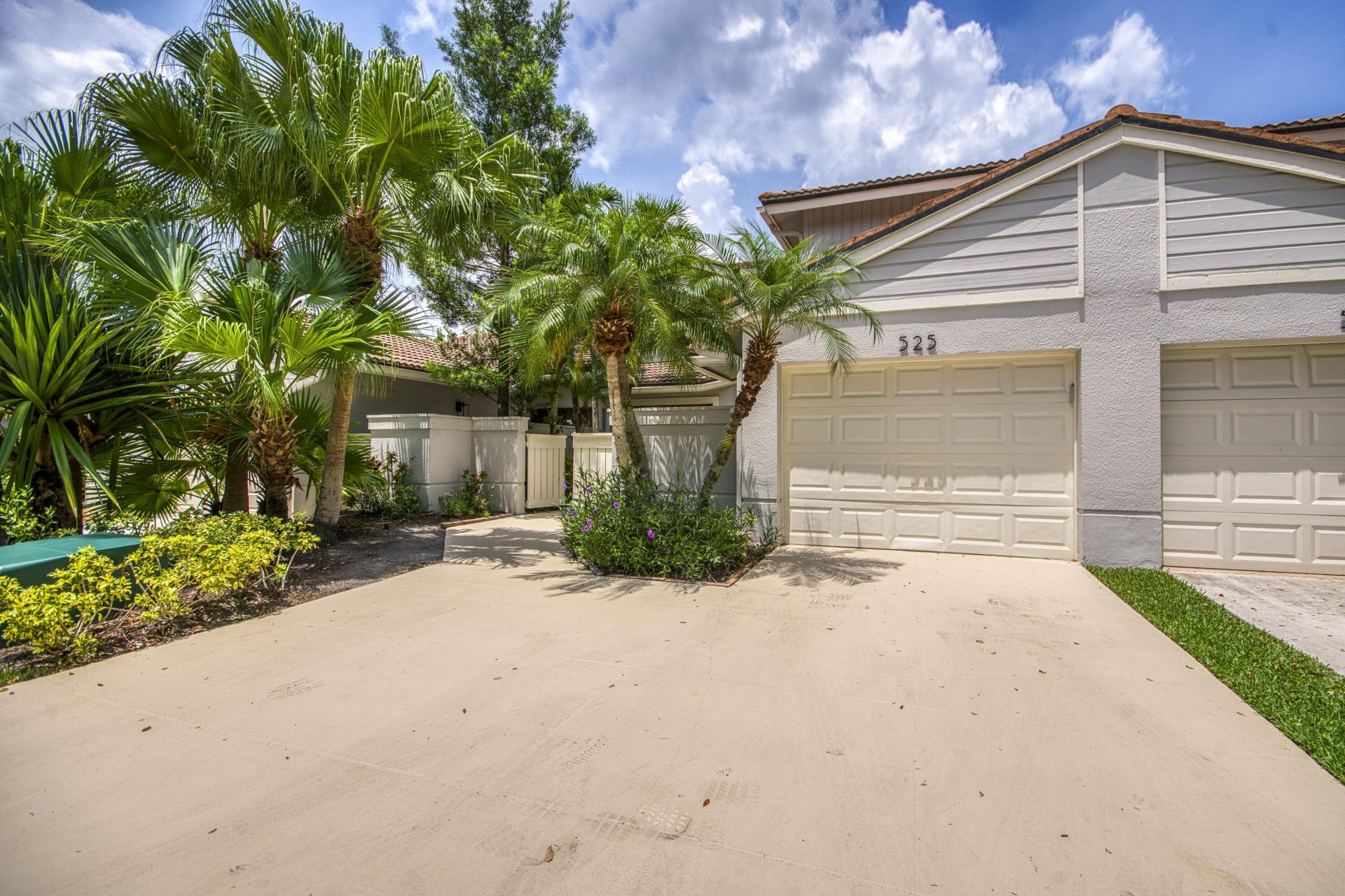 525 Prestwick Circle, Palm Beach Gardens, FL 33418 Photo