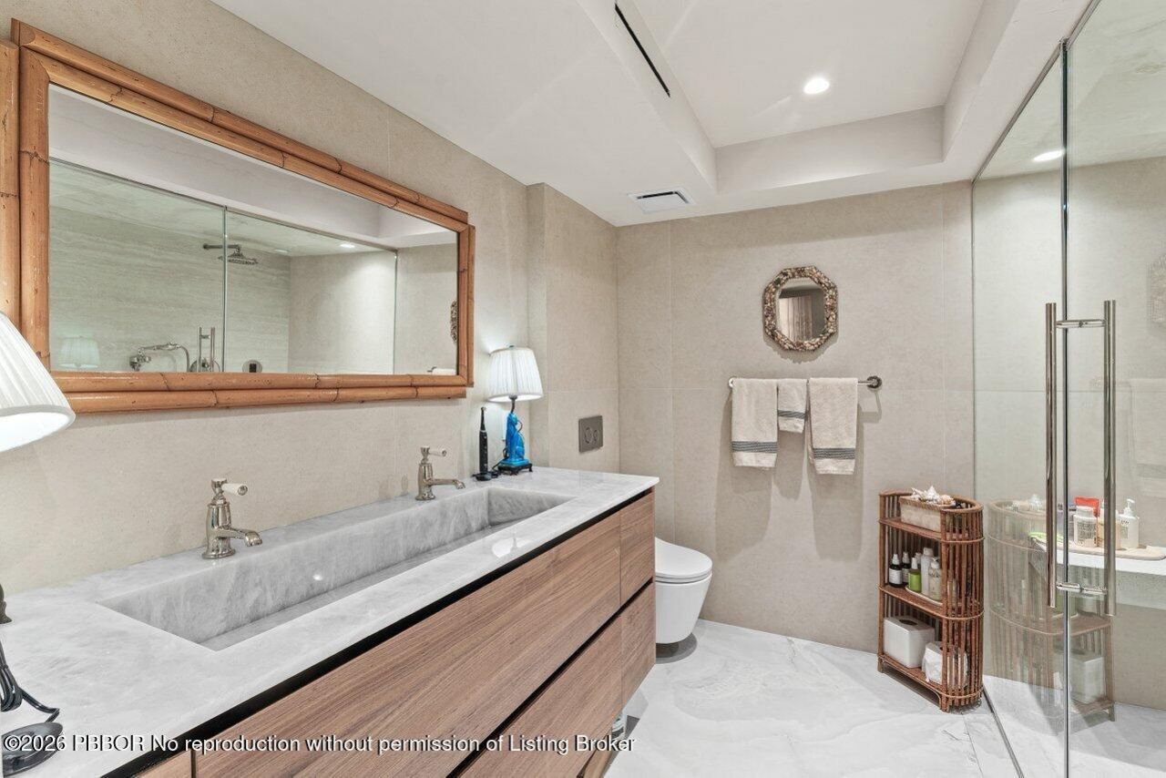 100 Sunrise Avenue, Unit 418, Palm Beach, FL 33480 Photo