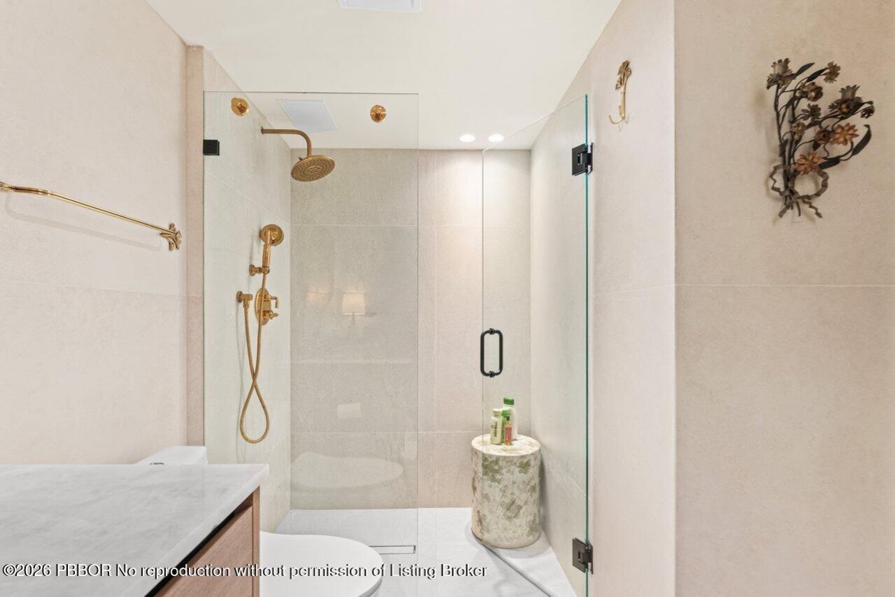 100 Sunrise Avenue, Unit 418, Palm Beach, FL 33480 Photo