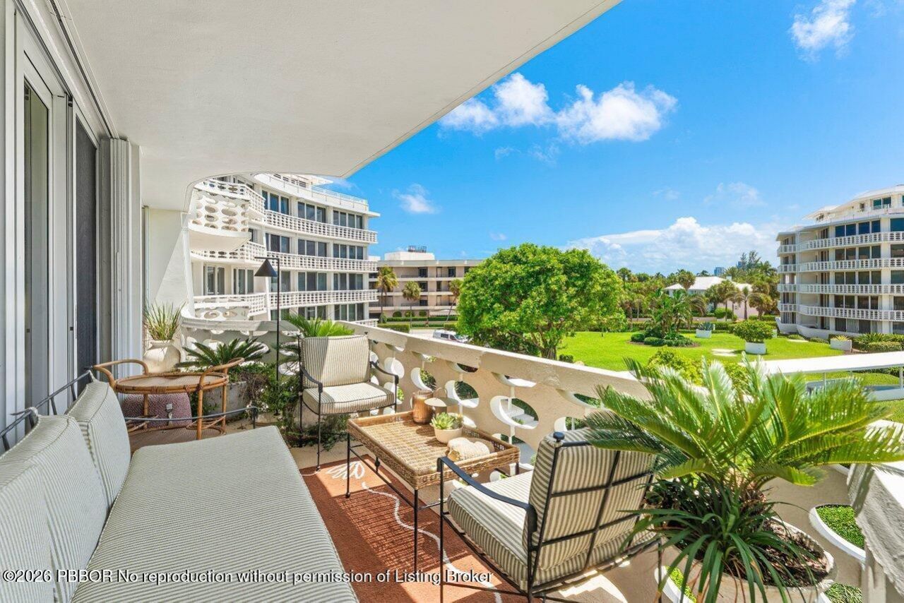 100 Sunrise Avenue, Unit 418, Palm Beach, FL 33480 Photo