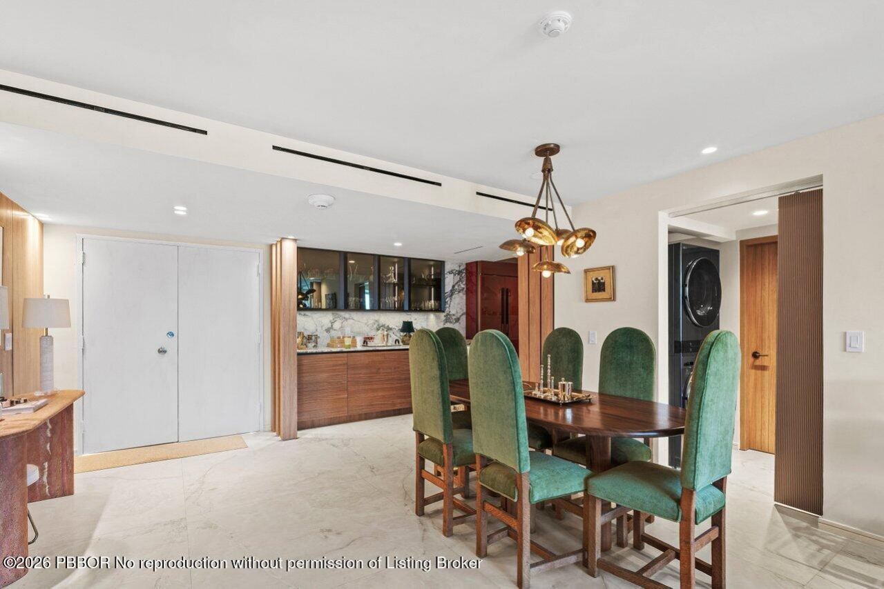 100 Sunrise Avenue, Unit 418, Palm Beach, FL 33480 Photo