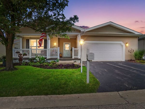 3206 WHIRLAWAY Court , Grayslake, IL 60030
