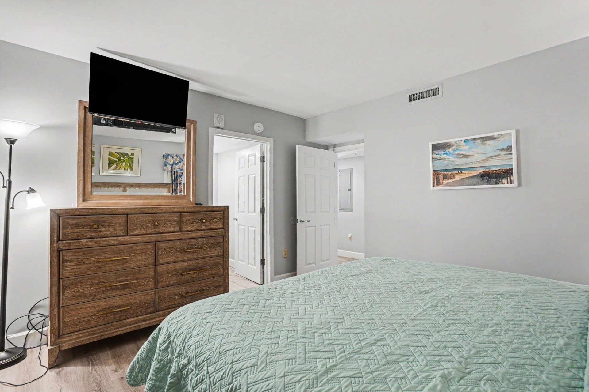 3000 N Ocean Blvd.  Photo 13