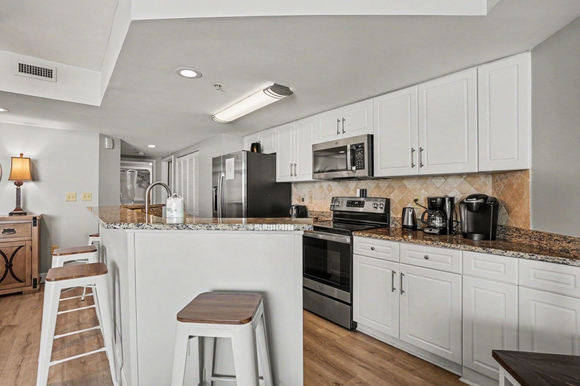 3000 N Ocean Blvd.  Photo 9