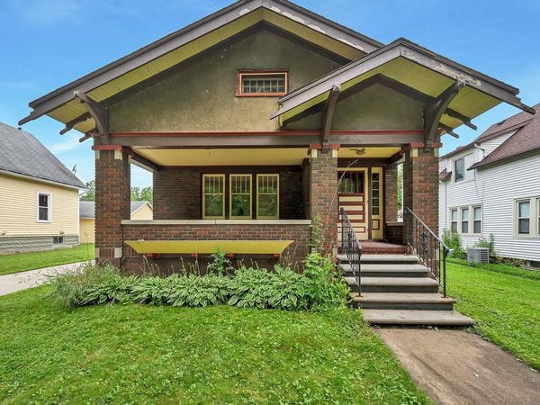 838 10TH AVENUE, Green Bay, WI 54304