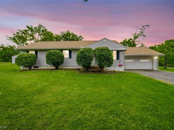 8625 Ravenna Road , Chardon, OH 44024