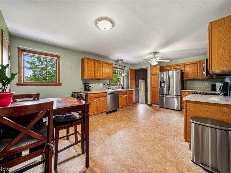 8625 Ravenna Road, Chardon, OH 44024 Photo 13