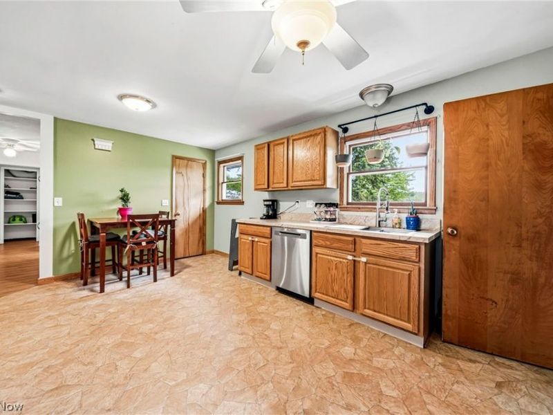 8625 Ravenna Road, Chardon, OH 44024 Photo 15