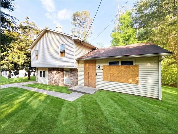 5411 Rocky Pine Drive , Lithonia, GA 30038