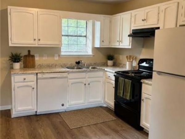 508 E Harden Street , Graham, NC 27253