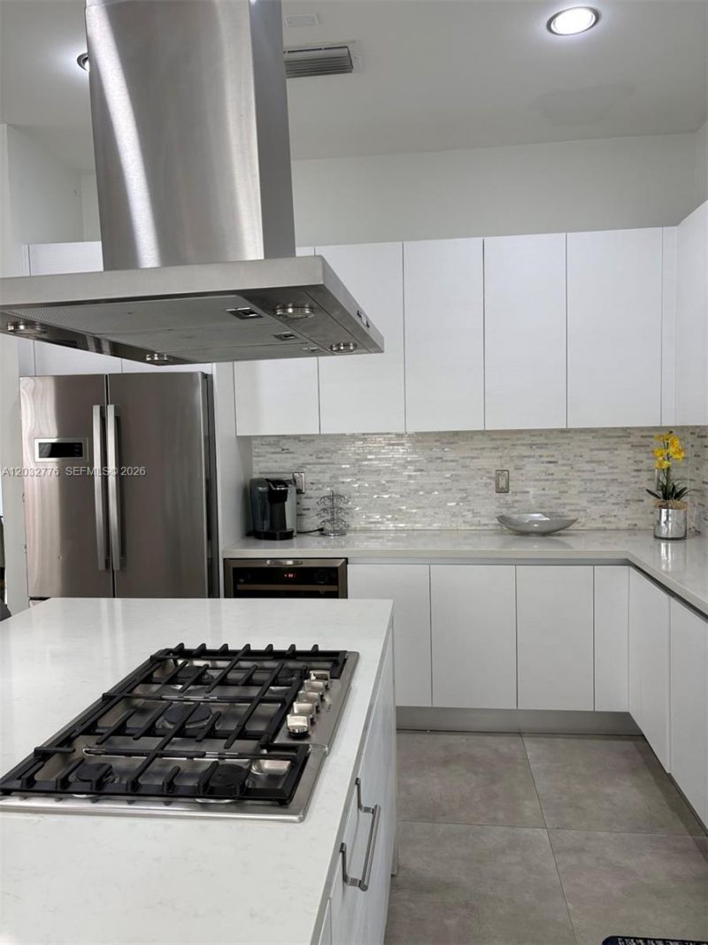 7433 NW 99th Ave , Doral, FL 33178 Photo