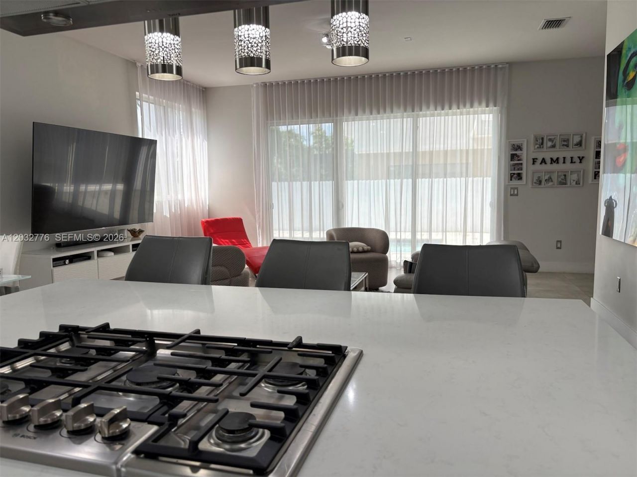 7433 NW 99th Ave , Doral, FL 33178 Photo