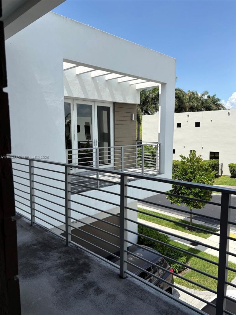 7433 NW 99th Ave , Doral, FL 33178 Photo