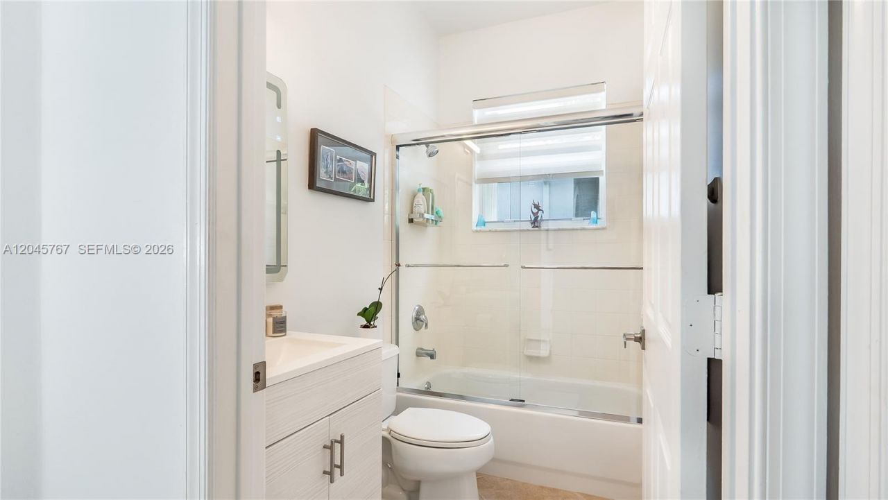 123 SW 164th Ave, Pembroke Pines, FL 33027 Photo