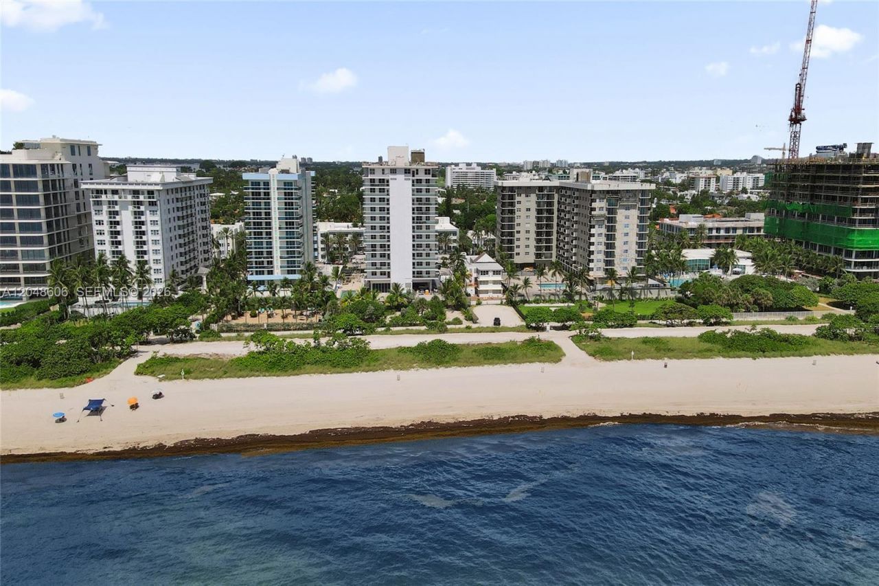 9225 Collins Ave , Unit 1402, Surfside, FL 33154 Photo