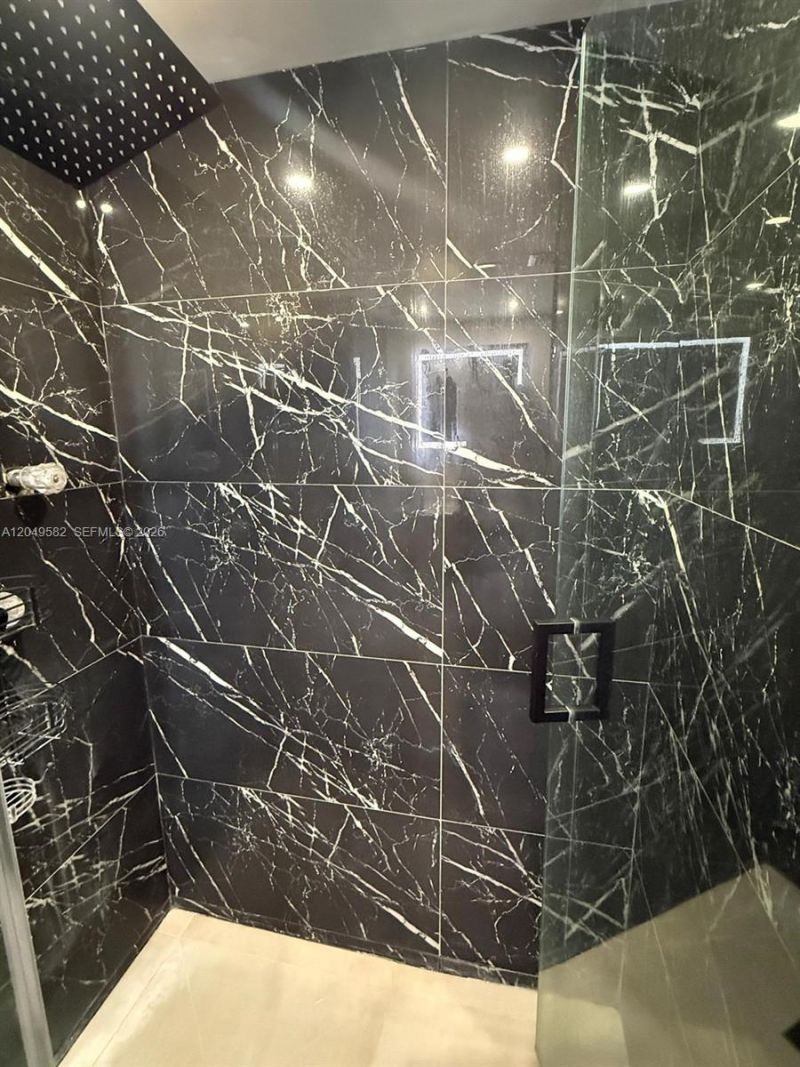 18061 Biscayne Blvd , Unit 404, Aventura, FL 33160 Photo