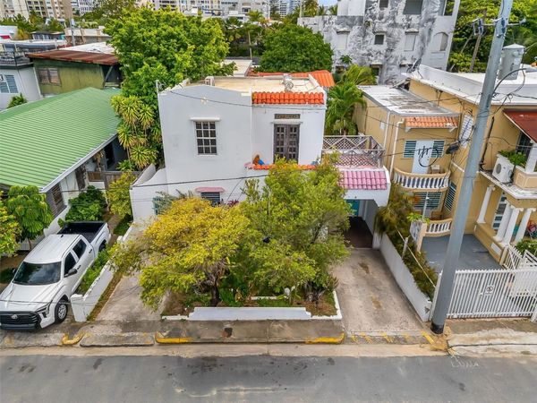 6 GERTRUDIS, SAN JUAN, PR 00911