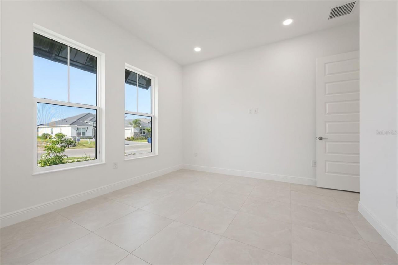 844 Blue Shell Loop, Sarasota, FL 34240 Photo