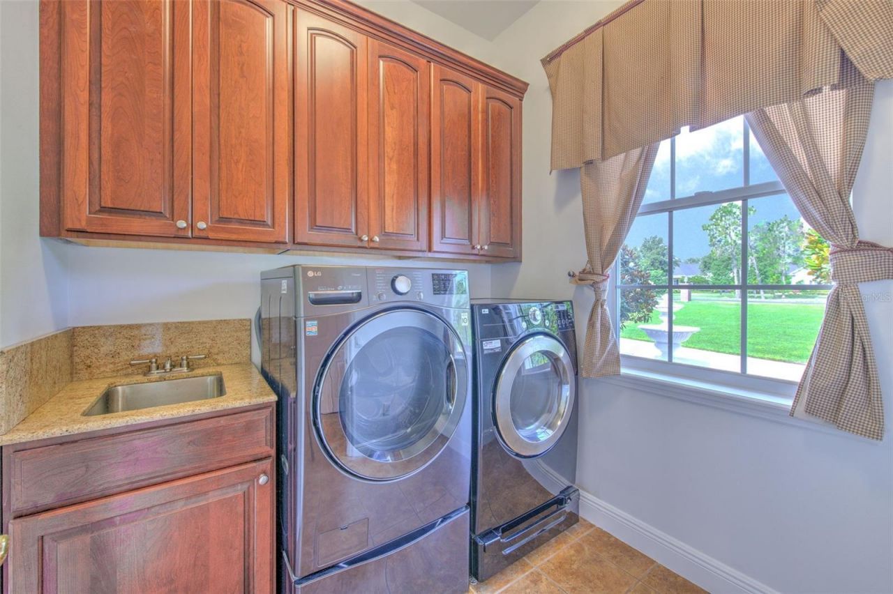 11444 Hammock Oaks Ct, Lithia, FL 33547 Photo