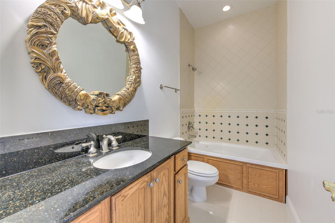 11444 Hammock Oaks Ct, Lithia, FL 33547 Photo