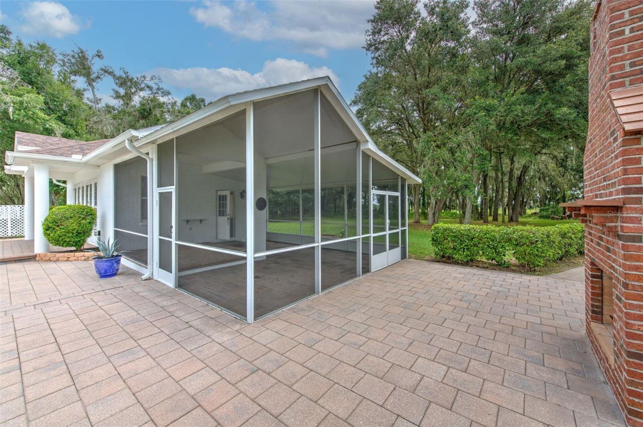 11444 Hammock Oaks Ct, Lithia, FL 33547 Photo