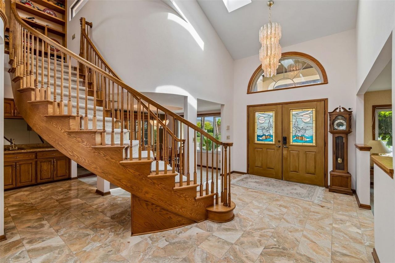 9815 Bay Island Drive, Tampa, FL 33615 Photo