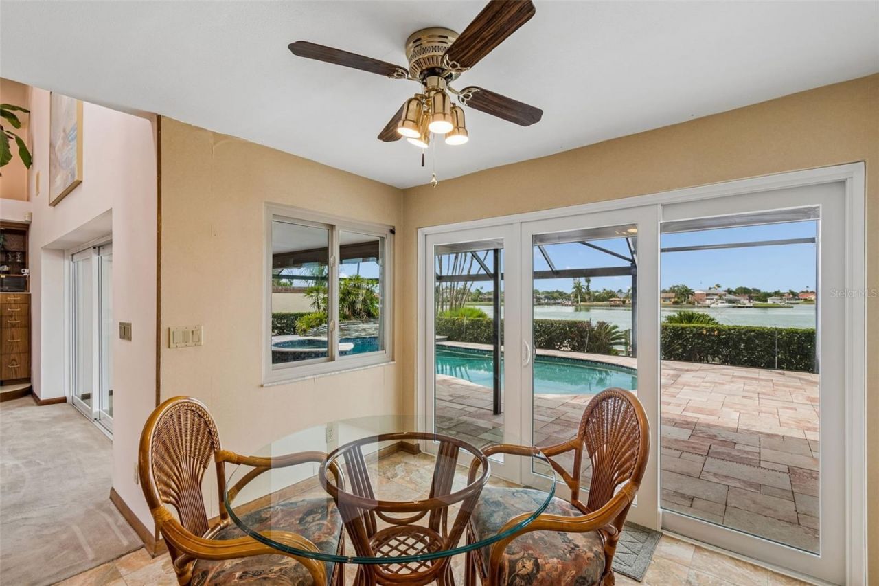 9815 Bay Island Drive, Tampa, FL 33615 Photo