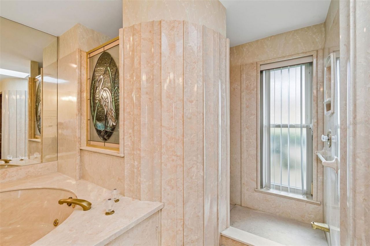 9815 Bay Island Drive, Tampa, FL 33615 Photo