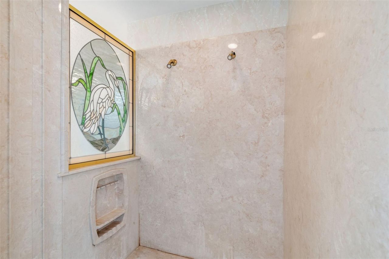 9815 Bay Island Drive, Tampa, FL 33615 Photo