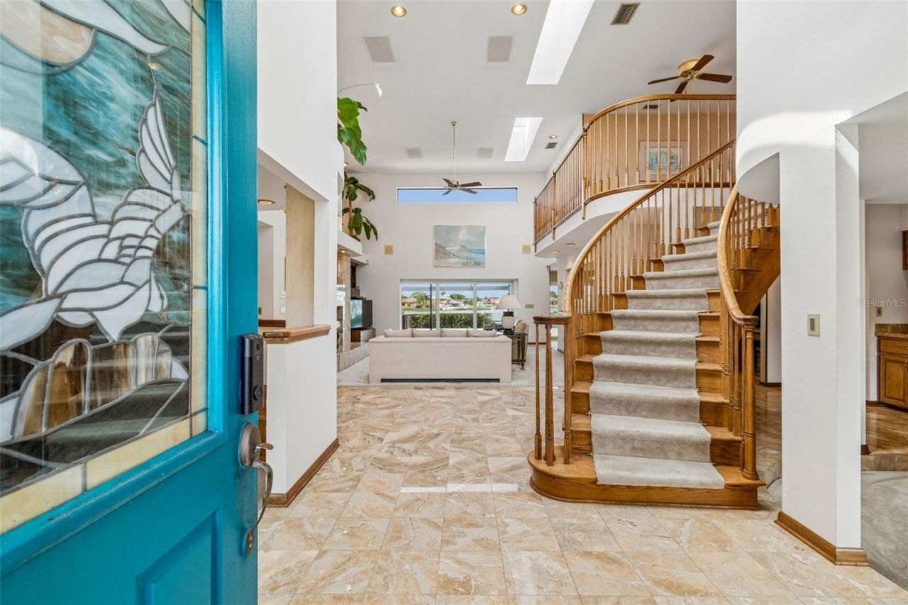 9815 Bay Island Drive, Tampa, FL 33615 Photo