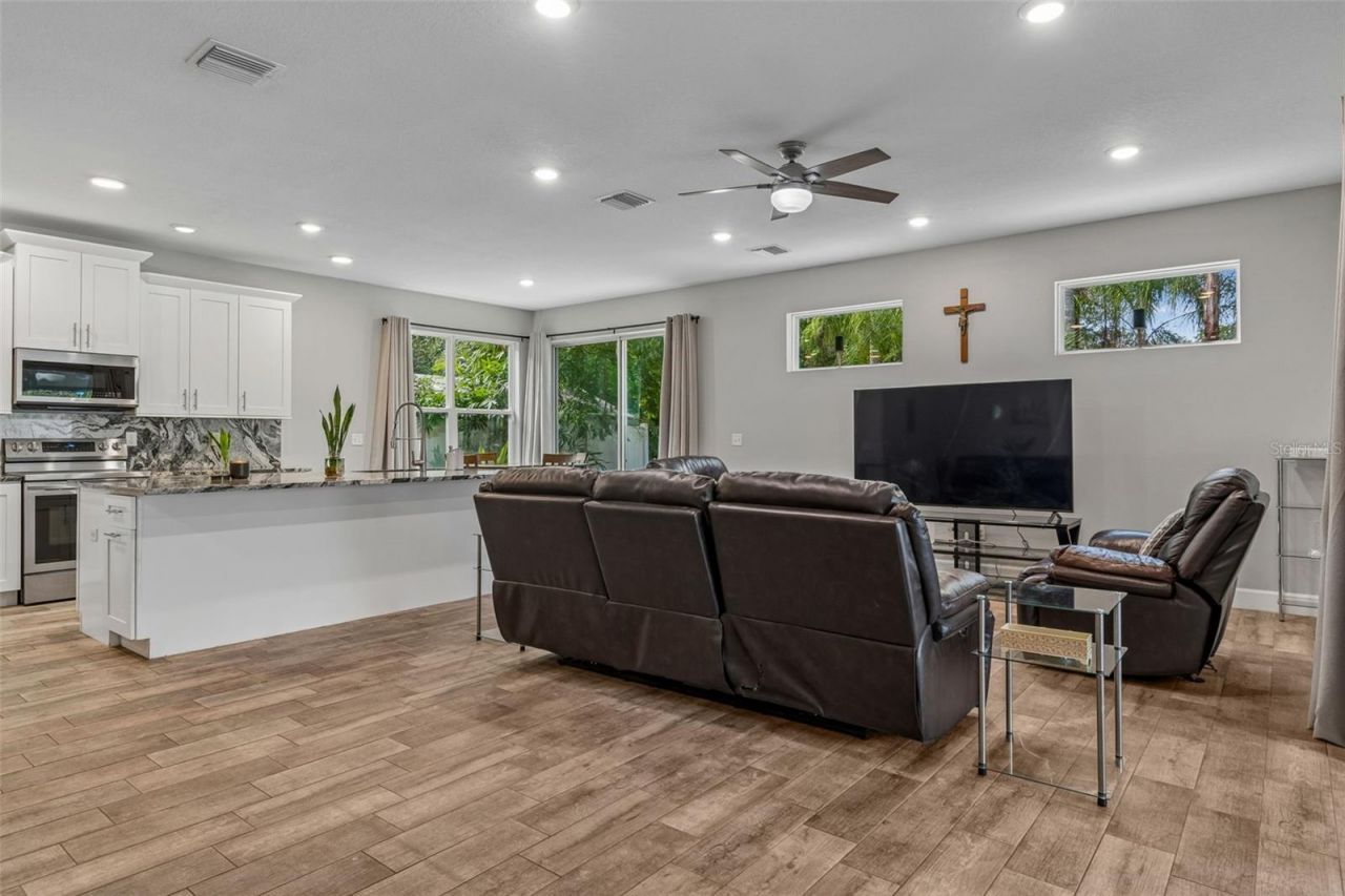 21620 Teal Court, Lutz, FL 33549 Photo