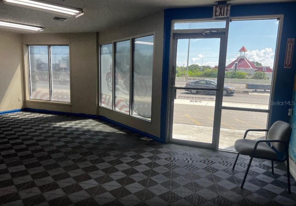 10300 Us Highway 19 N, Pinellas Park, FL 33782 Photo