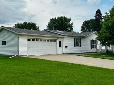 800 Montana Avenue, Benson, MN 56215