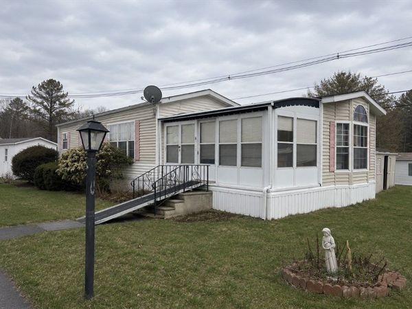 18 Tucker Ter, Raynham, MA 02767