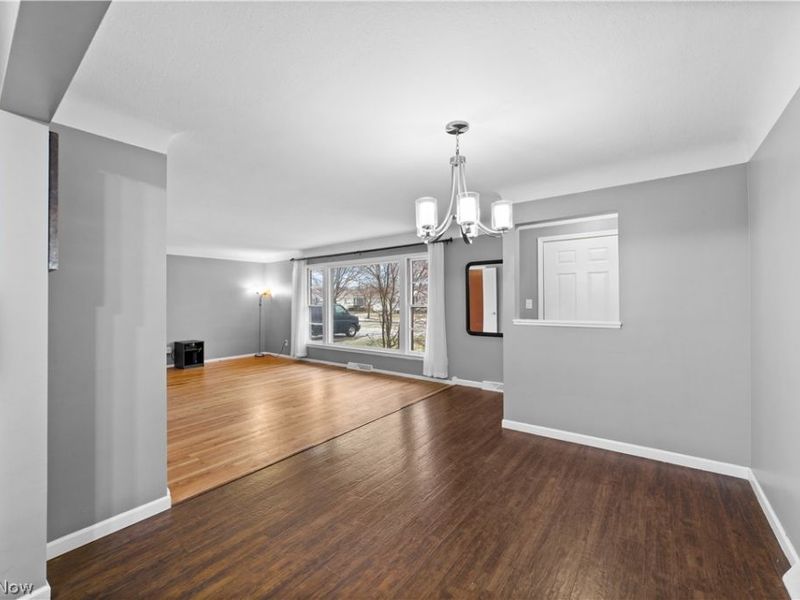 1314 Jackie Lane , Cleveland, OH 44124 Photo 6