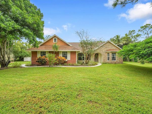18392 48th Avenue N, Loxahatchee, FL 33470