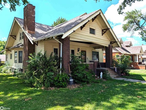 310 Taylor Street, Ida Grove, IA 51445