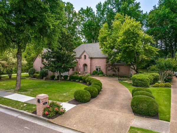 9675 SPRING HOLLOW CV, Germantown, TN 38139