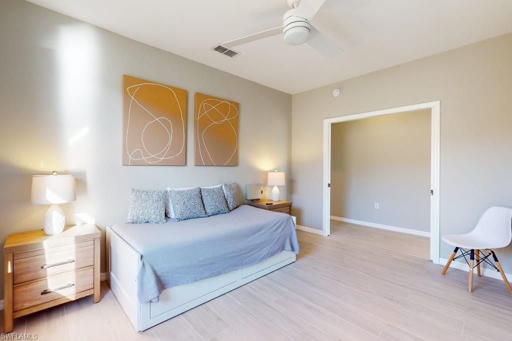 350 Robin Hood Cir , Unit 202, Naples, FL 34104 Photo
