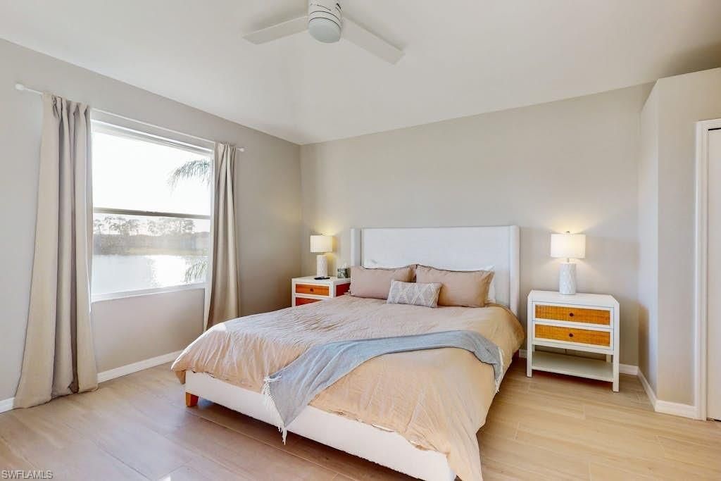 350 Robin Hood Cir , Unit 202, Naples, FL 34104 Photo