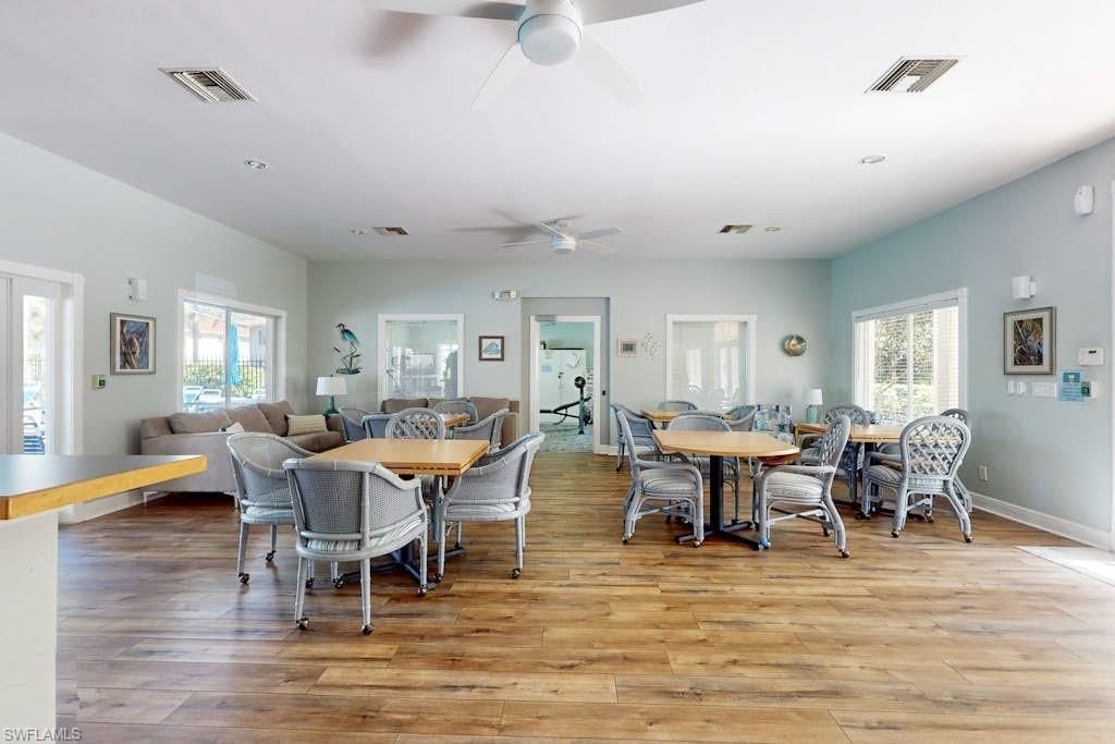 350 Robin Hood Cir , Unit 202, Naples, FL 34104 Photo
