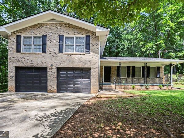 345 Fond Du Lac Drive, Stone Mountain, GA 30088