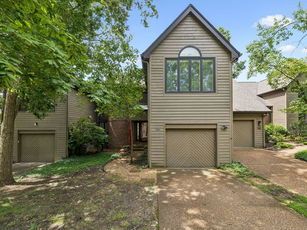 766 Harpeth Trace Dr , Nashville, TN 37221