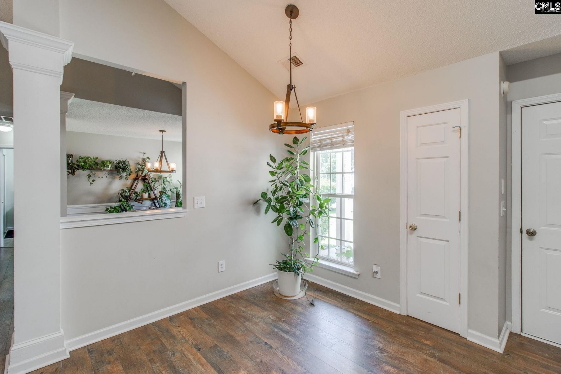 183 Silverwood Trail  Photo 15