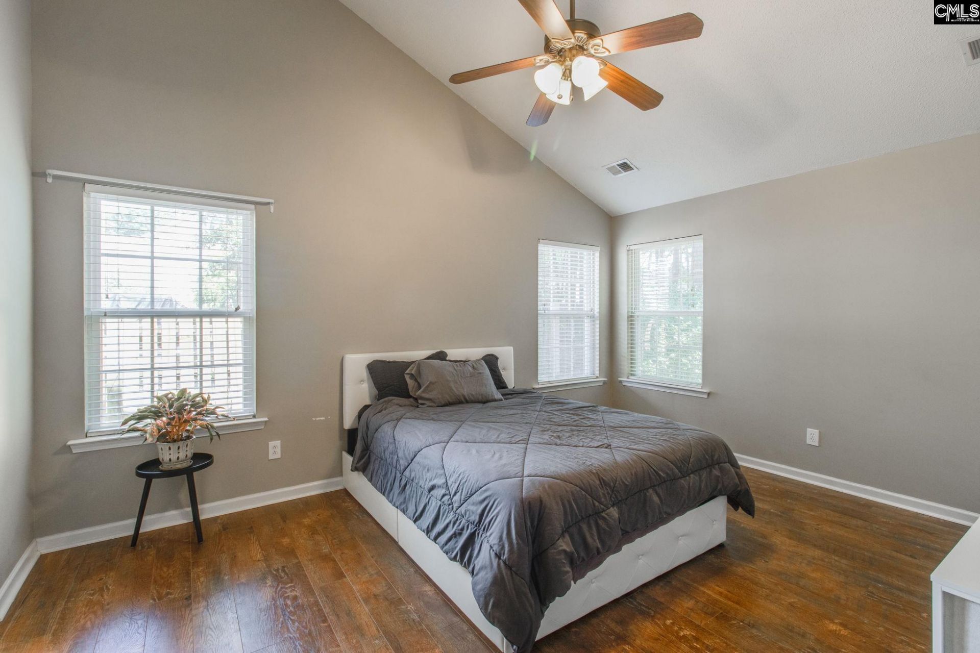 183 Silverwood Trail  Photo 16