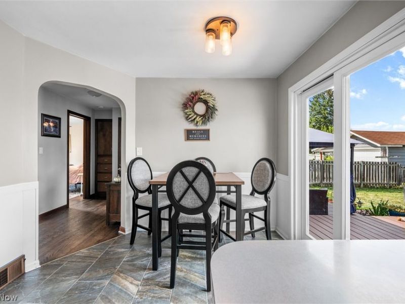 181 Renee Drive , Struthers, OH 44471 Photo 6