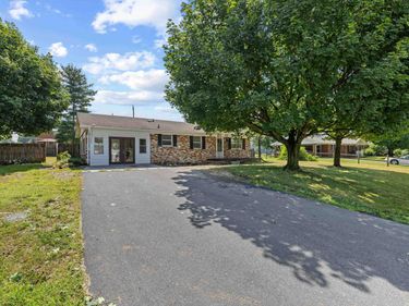 903 6TH ST, ELKTON, VA 22827